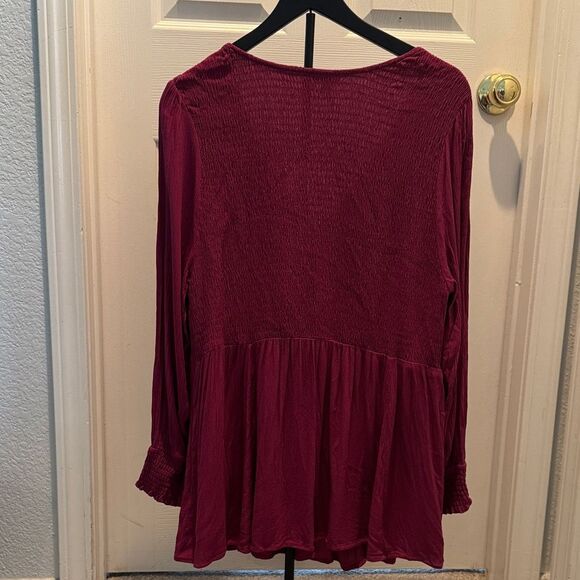 Torrid Fuchsia Smocked V-Neck Blouse Size 3 - Picture 4 of 10